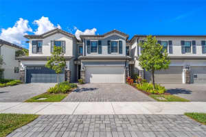 2193 Appleton Circle, Oakland Park