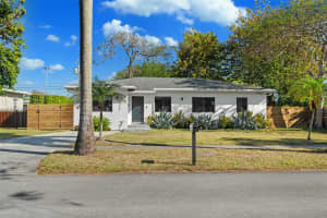 5961 SW 45th St, Miami, FL 33155, Sold 05/27/25