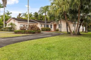 8411 SW 162nd Terrace, Palmetto Bay, FL 33157, Sold 07/28/25
