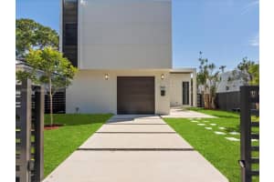 1510 Sw 15th St, Miami
