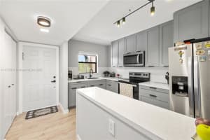 10444 NW 30th Ct APT 202, Sunrise, FL 33322, - MLS#A11773837
