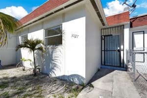 3927 NW 207 St Rd, Miami Gardens, FL 33055, Sold 06/27/25