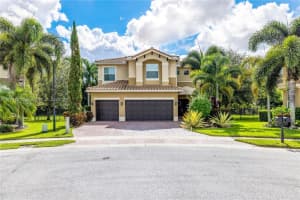 8110 Santalo Cove Ct, Boynton Beach, FL 33473, Sold 05/08/25