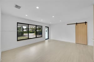 121 NW 35th St, Oakland Park, FL 33309, Sold 07/02/25