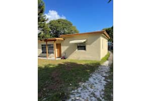 2801 Mayo St, Hollywood, FL 33020, Sold 07/08/25