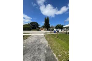 2801 Mayo St, Hollywood, FL 33020, Sold 07/08/25