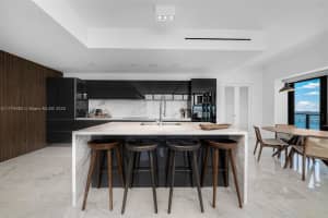 1451 Brickell Ave Unit 2803, Miami, FL 33131, - MLS#A11774082