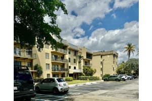 10431 N Kendall Drive D211 Kendall, FL 33176 - MLS#A11774118