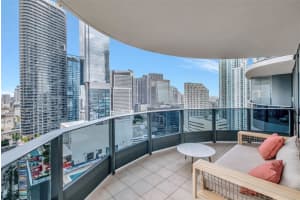1000 Brickell Plz 2812, Miami