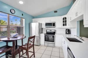 8372 Blue Cypress Dr, Lake Worth, FL 33467 - MLS#A11774180