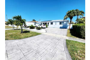 341 W 59th St, Hialeah, FL 33012, Sold 08/29/25