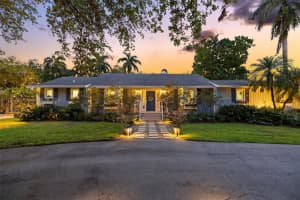 7720 Sw 79th Ct, Miami