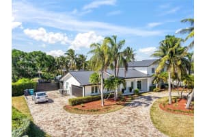 7501 Sw 174th St, Palmetto Bay
