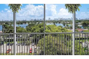 1780 NE 191st St Apt 606-2, Miami, FL 33179, Sold 07/29/25