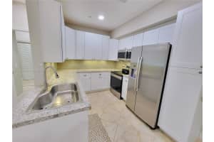 75 Gulfstream Rd APT 211B, Dania Beach, FL 33004, - MLS#A11774318