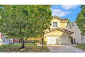 9631 NW 45th St, Doral, FL 33178, Sold 05/15/25