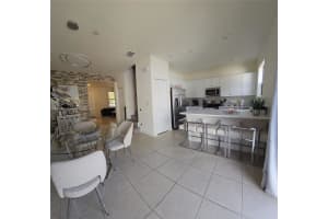 3387 W 106 3387, Hialeah