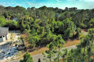 2500 E 9th St Lehigh Acres, FL 33936 - MLS#A11774832