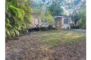 3324 Sw 20th St, Miami
