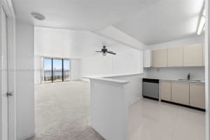 18151 NE 31st Ct, Aventura, FL 33160, Sold 05/30/25