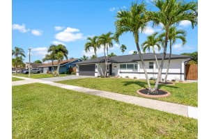 12137 Stratford St, Wellington, FL 33414, Sold 07/01/25