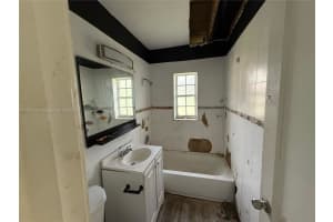 321 NW 148th St, Miami, FL 33168, Sold 06/26/25