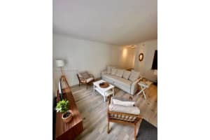 3255 Ne 184th St 12115, Aventura