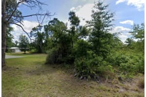 108 Interstate Ct Lake Placid, FL 33852 Sold 04/14/25