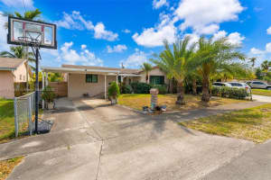 7470 Simms St, Hollywood, FL 33024, Sold 07/10/25