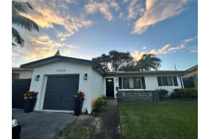 2220 N 55th Ave, Hollywood, FL 33021, Sold 06/10/25