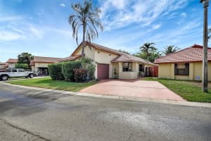 270 SW 113th Terrace, Pembroke Pines, FL 33025, Sold 05/09/25