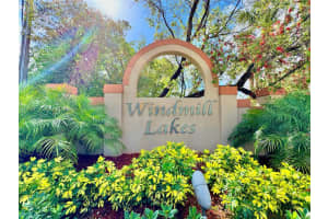 8734 Sw 3rd St 204, Pembroke Pines