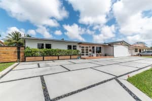 6231 Sw 94th Ave, Miami