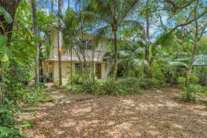 3609 Avocado Ave Miami, FL 33133 Sold 06/20/25
