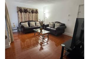 18890 Nw 57th Ave 101, Hialeah