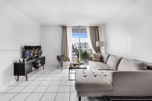 2829 Indian Creek Dr APT 606, Miami Beach, FL 33140, Sold 08/04/25
