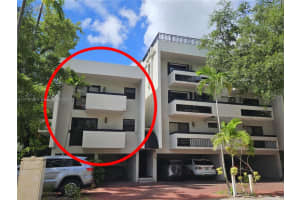 400 Valencia Ave APT 2, Coral Gables, FL 33134, - MLS#A11776139