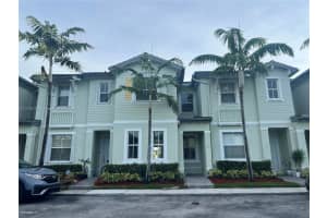 2935 Se 1st Dr 6, Homestead