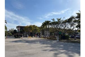 5550 Nw 44th St 114b, Lauderhill