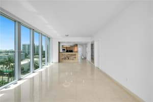 6799 Collins Ave APT 605, Miami Beach, FL 33141, - MLS#A11776426