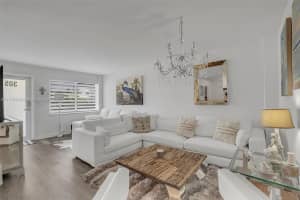 1030 9th St APT 305, Miami Beach, FL 33139, Sold 08/19/25