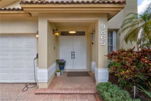 9865 NW 30th St, Doral, FL 33172, Sold 06/03/25