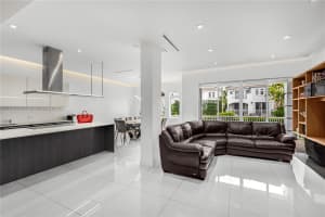 3106 NE 210th Terrace, Aventura, FL 33180, Sold 09/05/25