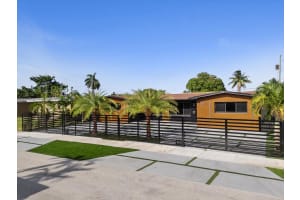 19511 NE 18th Pl, Miami, FL 33179, - MLS#A11776577