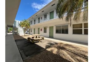 1824 Monroe St APT 1, Hollywood, FL 33020, - MLS#A11776600