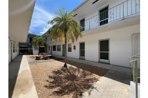 1824 Monroe St APT 1, Hollywood, FL 33020, - MLS#A11776600