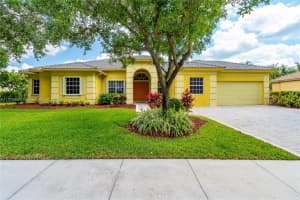 4148 SW 130th Ave, Davie, FL 33330, Sold 05/21/25
