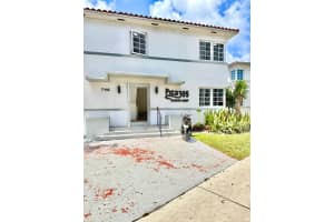 7116 Bay Dr 6, Miami Beach