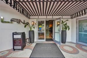 220 21st St 405, Miami Beach