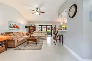 165 Chelsea Ln, Plantation, FL 33324, Sold 06/30/25